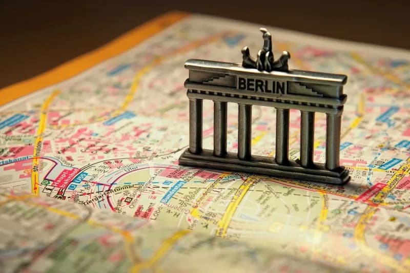 Ile km do Berlina? Poznaj najkrótszą trasę i czas podróży
