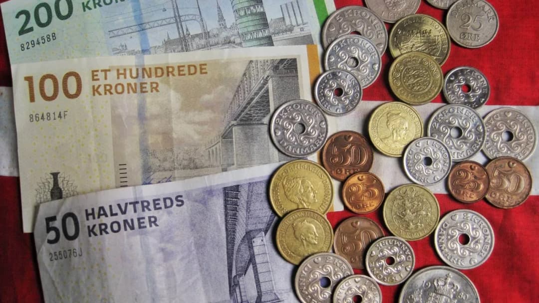 Kr jaka to waluta? Zrozum wartość korony duńskiej i jej znaczenie