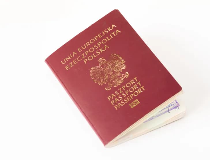 Na ile wydawany jest paszport? Sprawdź ważność dla dorosłych i dzieci