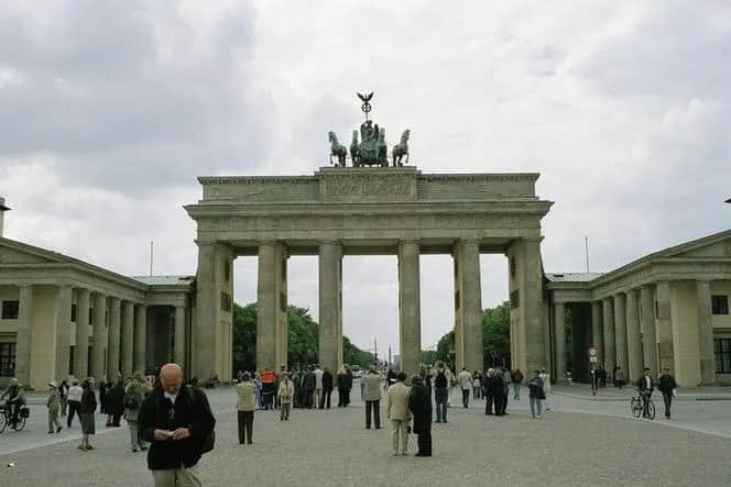 Ile jest km z Poznania do Berlina? Sprawdź różne trasy i czasy podróży