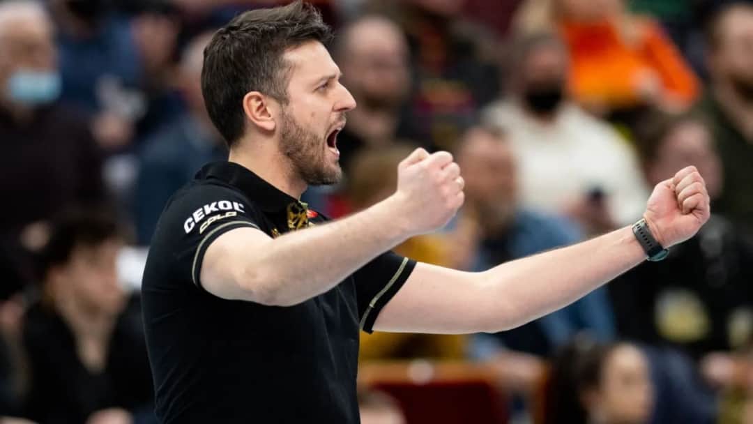 Kto jest trenerem siatkarzy Niemiec? Poznaj Michała Winiarskiego